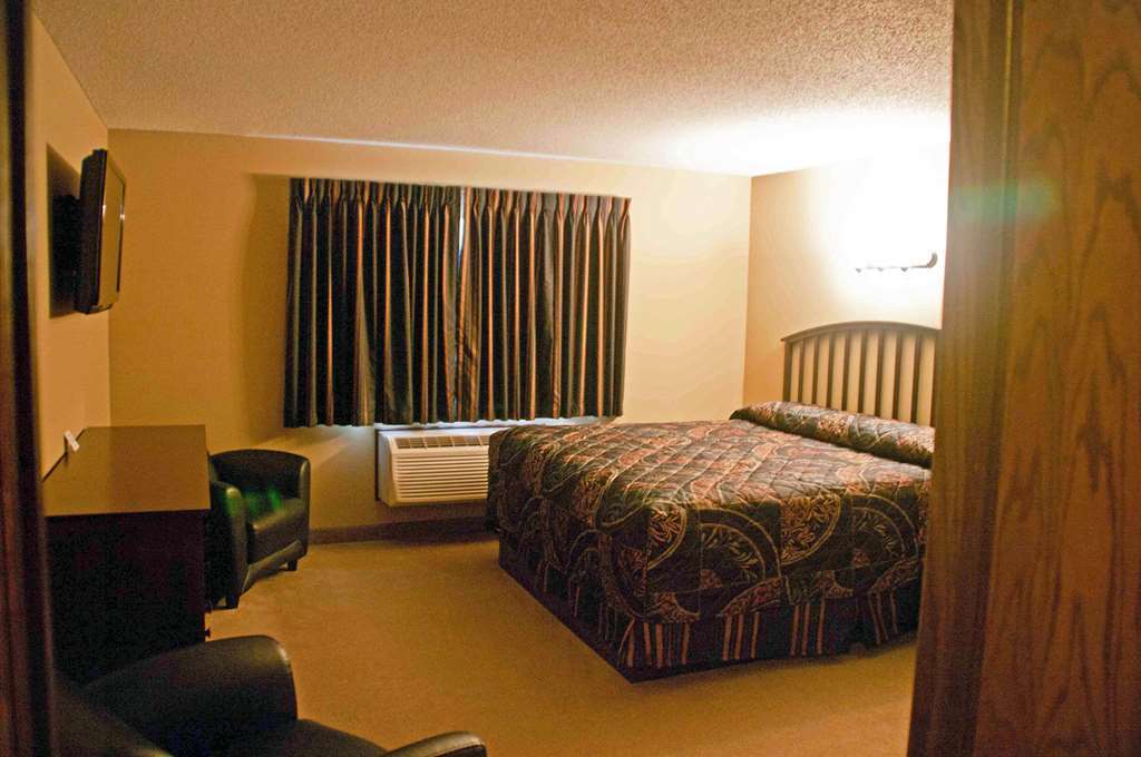 Americas Best Value Inn Big Lake Becker Room photo
