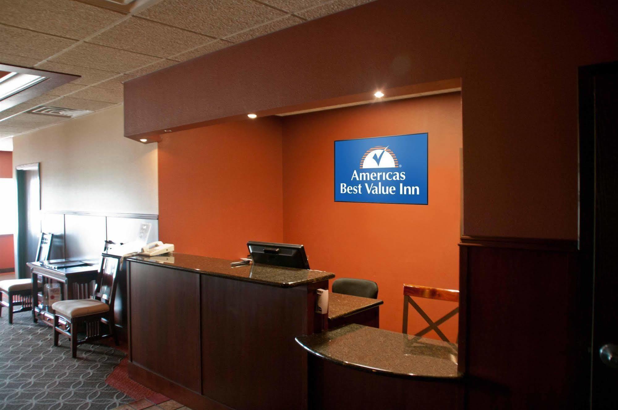 Americas Best Value Inn Big Lake Becker Exterior photo